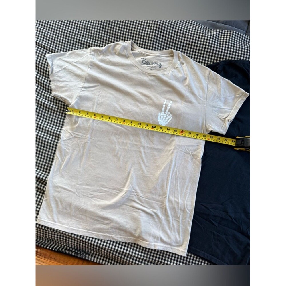 Bowery Supply Co. Peace Skeleton Tee - Black and Cream lot of 2 Men’s Mediums - Picture 4 of 8